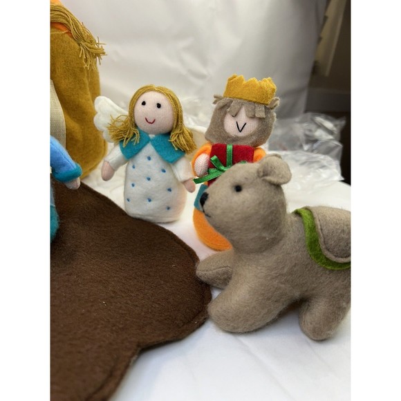 10 Piece Martha Stewart Holiday Felt Christmas‎ Nativity Set W Box Retired - Picture 3 of 6